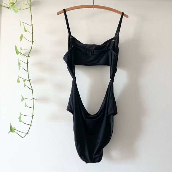 Madewell Cinched Cutout One-Piece Swimsuit‎ 2X - Picture 5 of 9